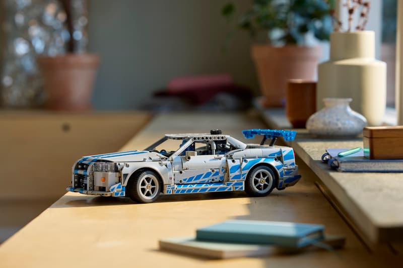 Lego Technic 2 Fast 2 Furious Nissan Skyline GT-R (R34) Race Car Model Kit