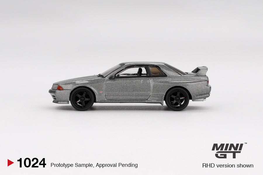 MiniGT 1:64 Nissan Skyline GT-R (NISMO BNR32 CRS Version) Dark Metal Gray Diecast Model