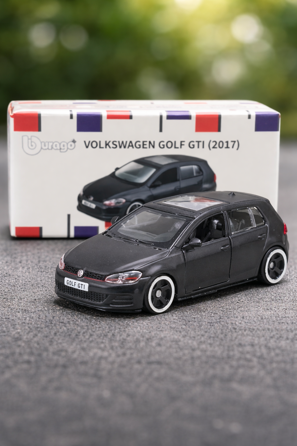 Volkswagen Golf GTI 2017 Official 1:64 Scale Model Car by Bburago (Black)