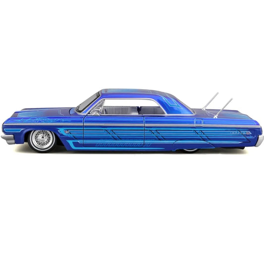 Maisto 1:26 1964 Chevrolet Impala SS Diecast