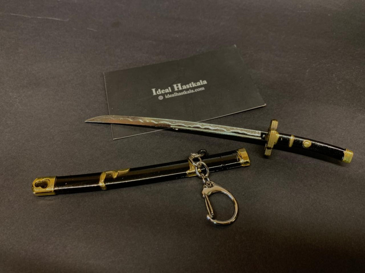 One Piece Roronoa Zoro Mini Katanas/Keychains (15cm)