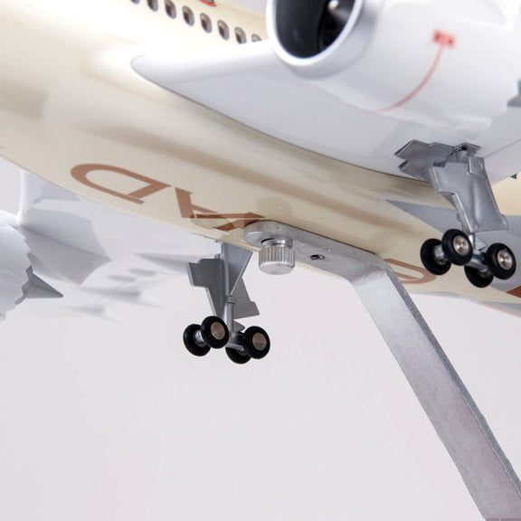 Etihad Boeing 787 1:130 Scale Diecast Airplane Model (47cm)