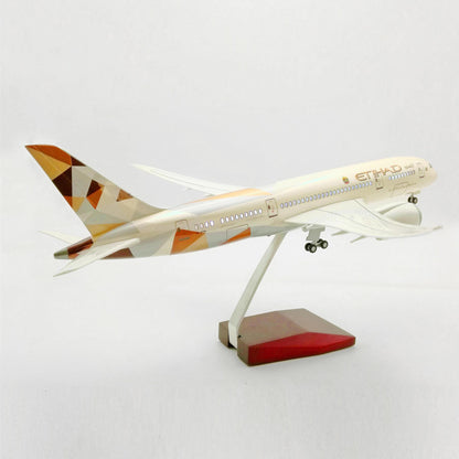 Etihad Boeing 787 1:130 Scale Diecast Airplane Model (47cm)