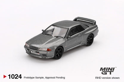 MiniGT 1:64 Nissan Skyline GT-R (NISMO BNR32 CRS Version) Dark Metal Gray Diecast Model