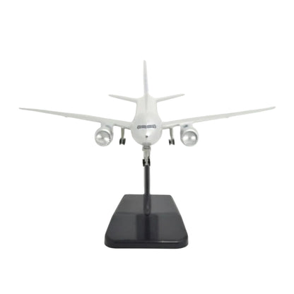 American Airlines Boeing 777 300ER 1:200 Scale Diecast Airplane Model (20cm)