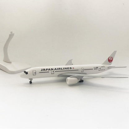 Japan Airlines Boeing 777 Dreamliner 1:200 Scale Diecast Airplane Model (20cm)