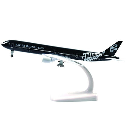 Air New Zealand Boeing 777 1:200 Scale Diecast Airplane Model (20cm)