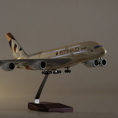 Etihad Boeing 787 1:130 Scale Diecast Airplane Model (47cm)