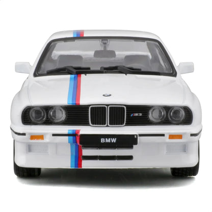 Bburago 1:24 1988 BMW M3 E30 White Diecast