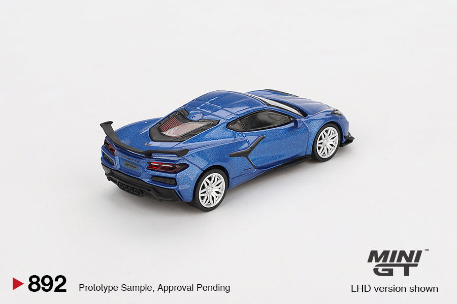 MiniGT 1:64 Chevrolet Corvette Z06 2023 Elkhart Lake Blue Metallic Diecast Model
