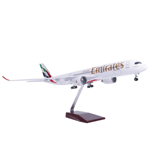 Emirates Airbus A380 Livery 1:160 Scale Diecast Airplane Model (47cm)