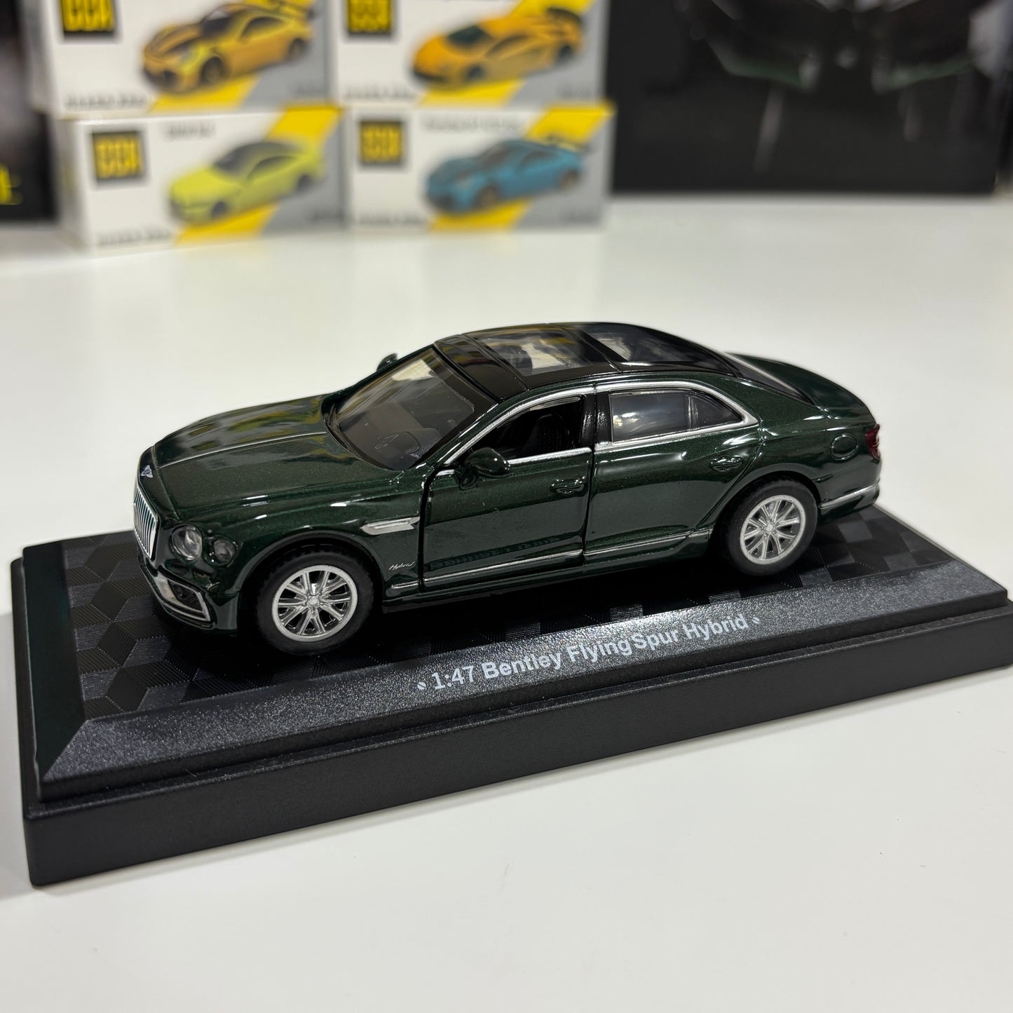 Bentley Flying Spur 1:40 Official Licensed Die-Cast Scale Model Car by CCA