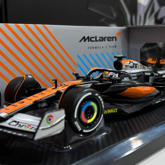 McLaren F1 Team MCL38 Car #81 1:24 Official Die-Cast Scale Model