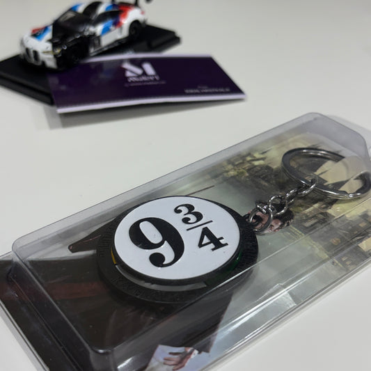Harry Potter Platform 9.3/4 Spinning Keychain (Classic B&W)