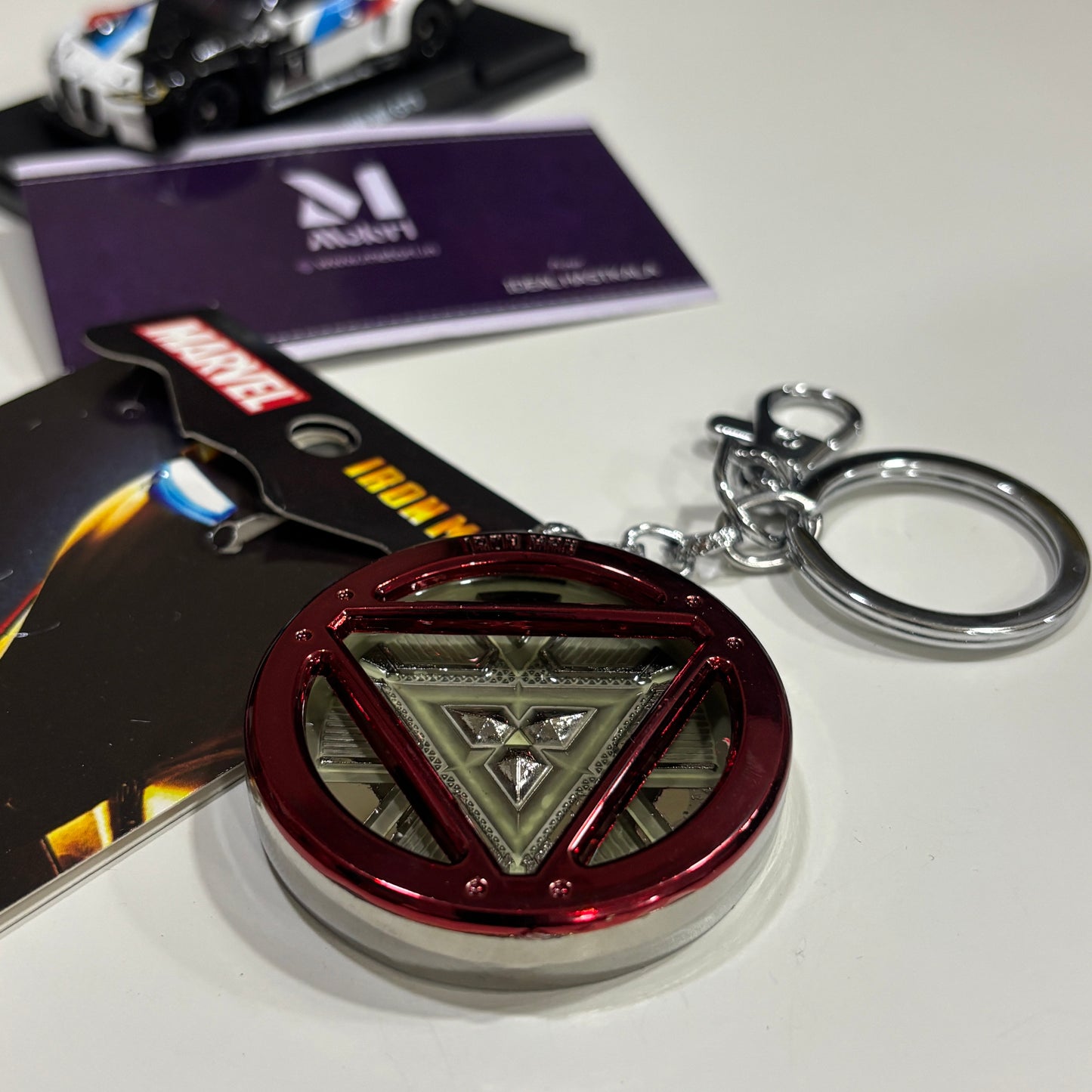 Marvel Iron Man Arc Reactor Glow in the Dark Keychain