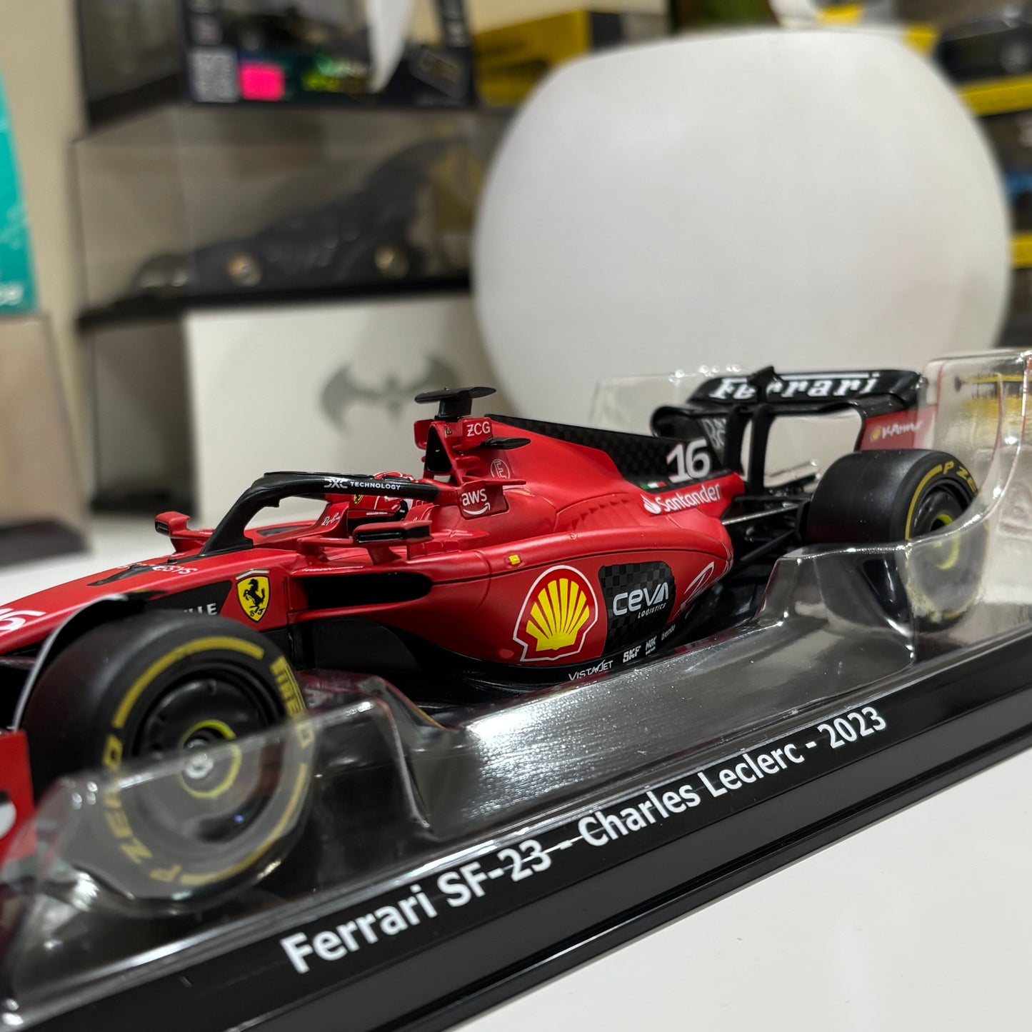 F1 Ferrari Official die cast car 1/24 Scale with Acrylic Case