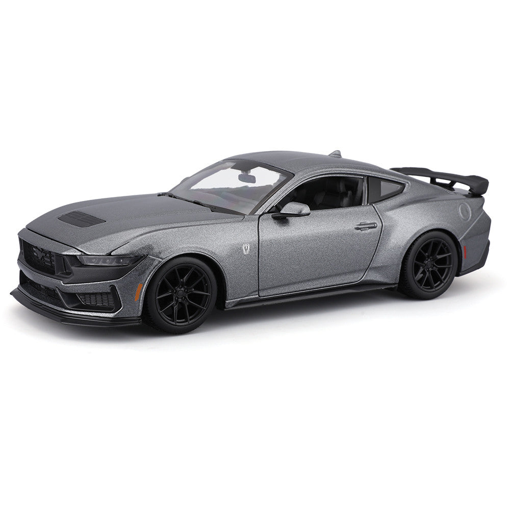 Maisto 1:24 2024 Ford Mustang Dark Horse Grey