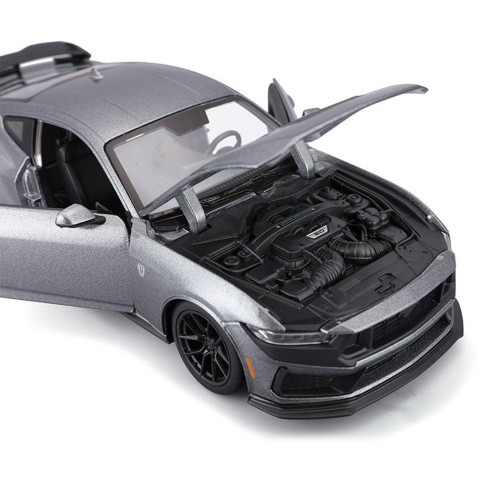 Maisto 1:24 2024 Ford Mustang Dark Horse Grey