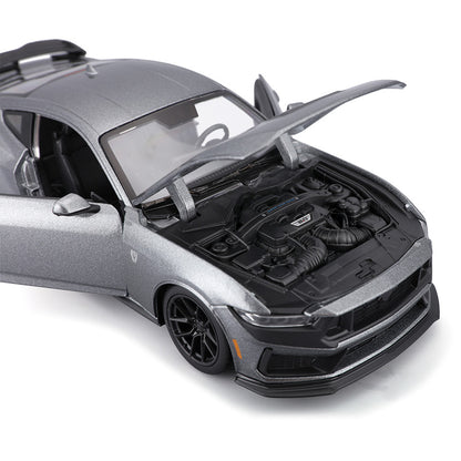 Maisto 1:24 2024 Ford Mustang Dark Horse Grey