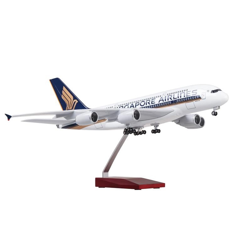 Singapore Airlines Airbus A350 1:150 Scale Diecast Airplane Model (47cm)