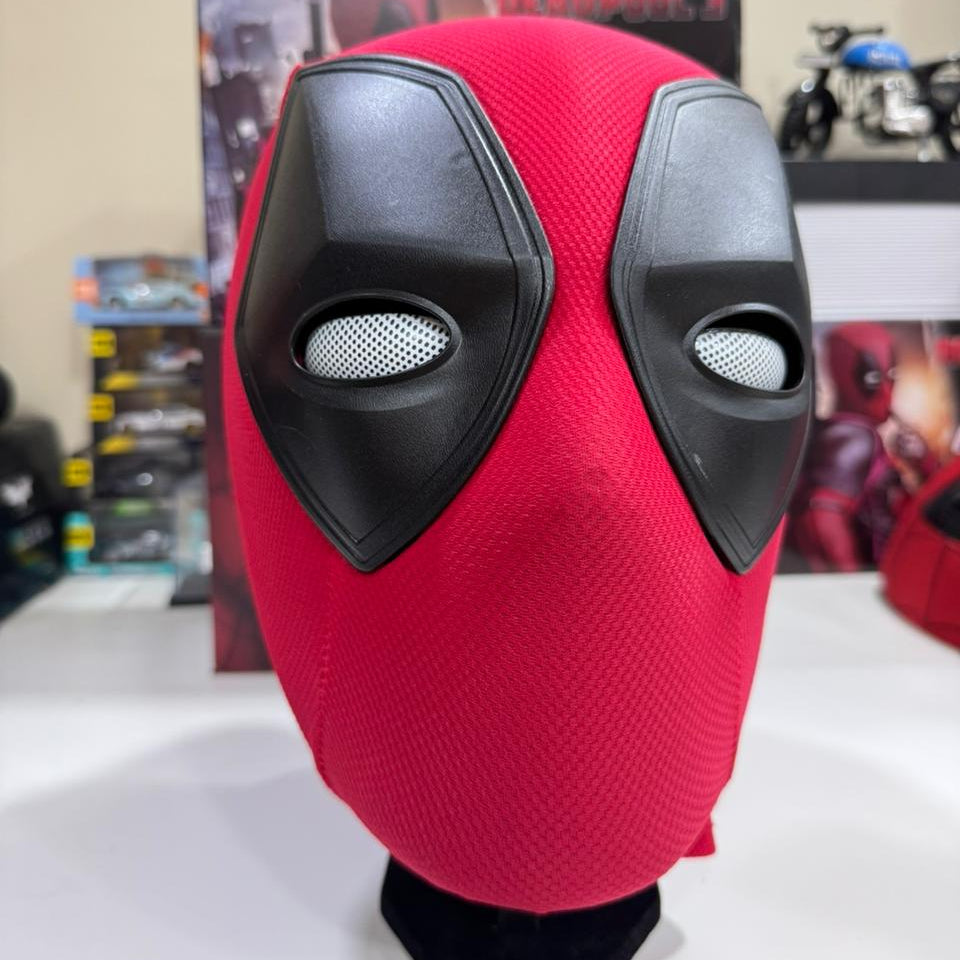 Deadpool Realistic Mask Replica