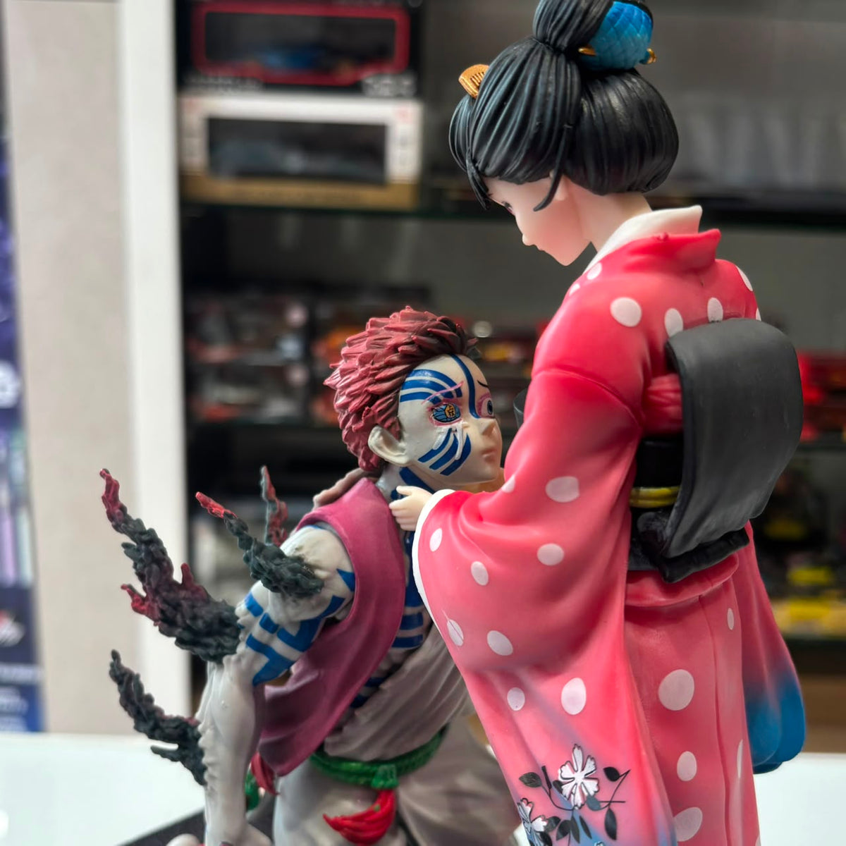 Demon Slayer Akaza and Koyuki Diorama Statue Set - Mugen Train / Upper Moon 3