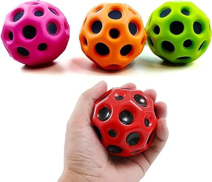 Super Bouncy Moon Ball