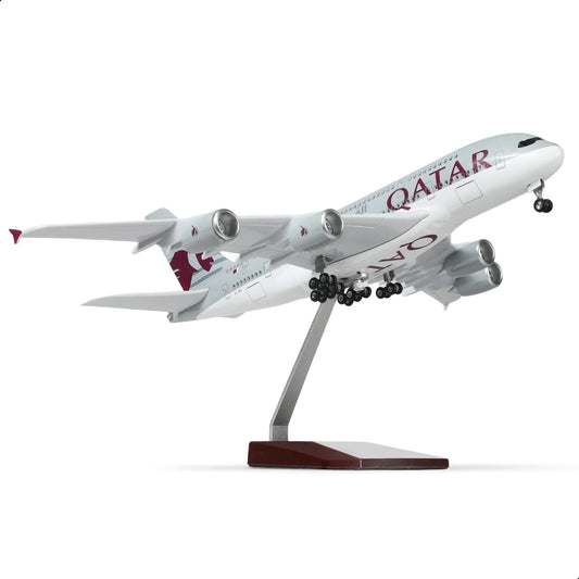 Qatar Airways Airbus A380 1:160 Scale Diecast Airplane Model (47cm)