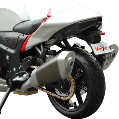 Maisto 1:12 2022 Suzuki Hayabusa Diecast Motorcycle