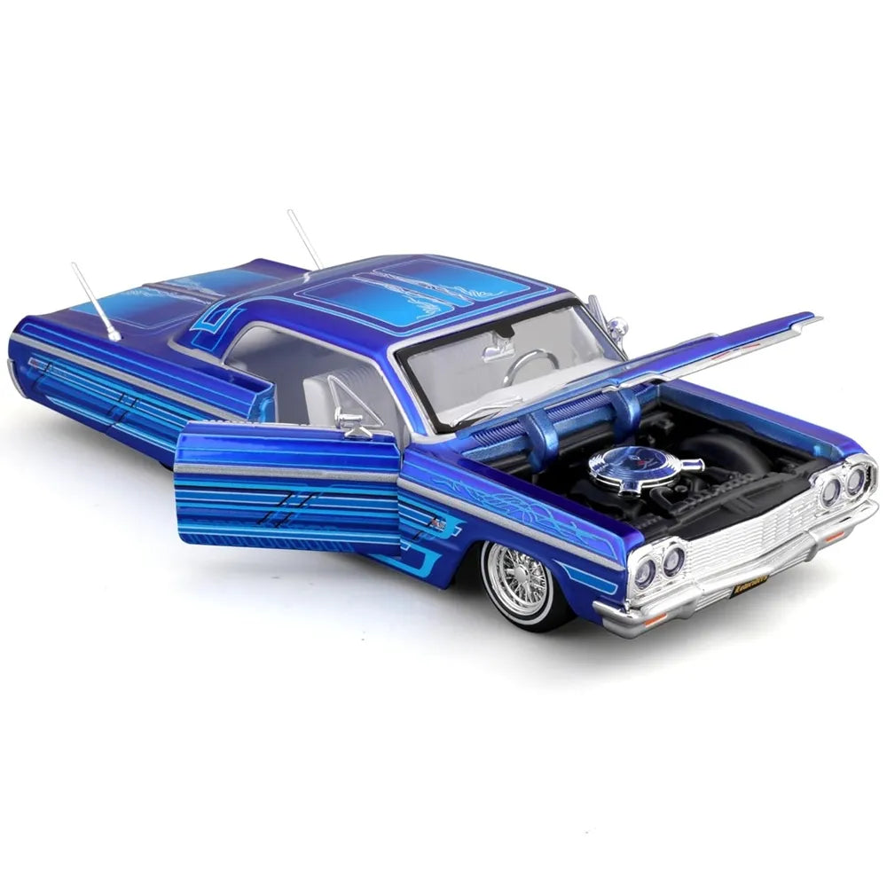 Maisto 1:26 1964 Chevrolet Impala SS Diecast