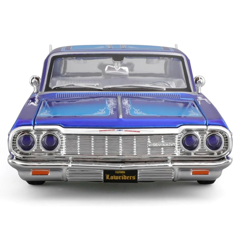 Maisto 1:26 1964 Chevrolet Impala SS Diecast