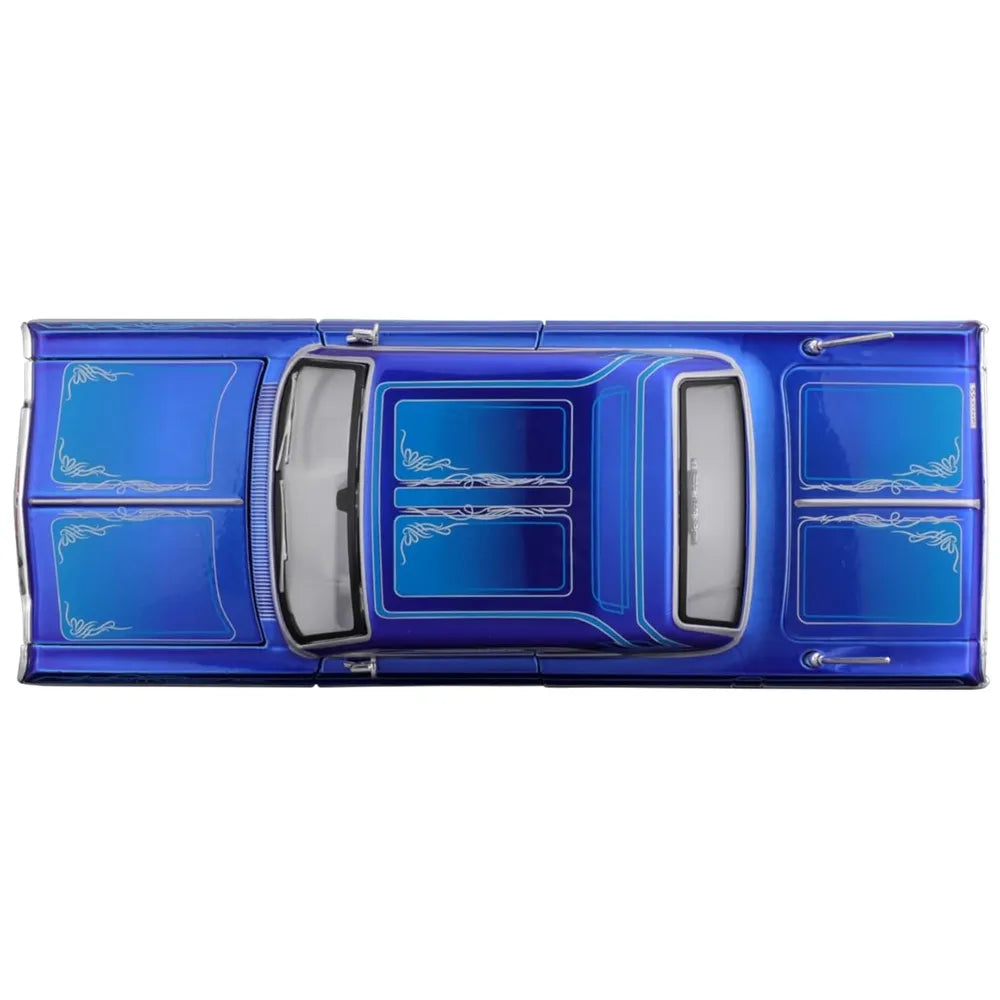 Maisto 1:26 1964 Chevrolet Impala SS Diecast