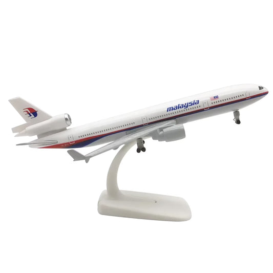 Malaysia Airlines Boeing 777 1:200 Scale Diecast Airplane Model (20cm)