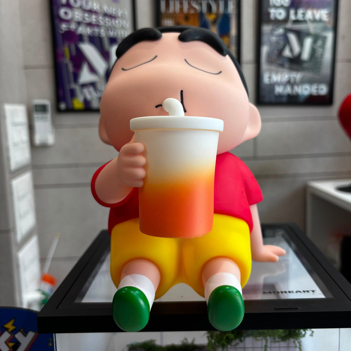Cute Shinchan Sitting Lamp