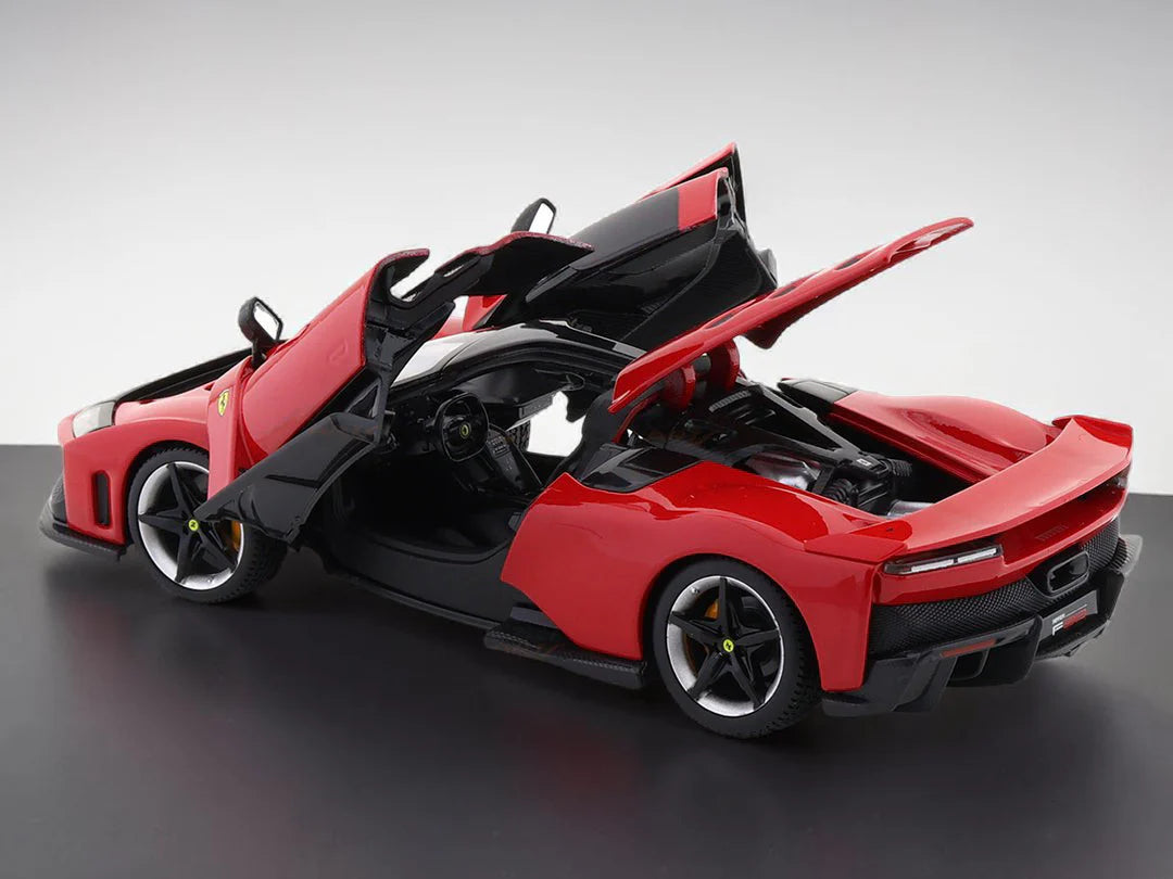 Bburago 1:24 Ferrari F80 Diecast Collectible Model