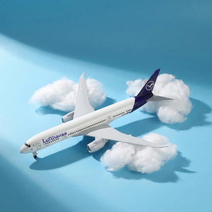 Lufthansa Boeing 777 Dreamliner 1:200 Scale Diecast Airplane Model (20cm)