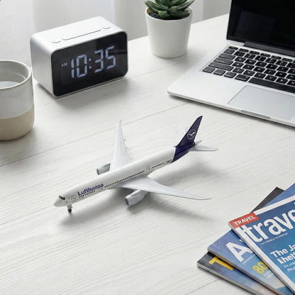 Lufthansa Boeing 777 Dreamliner 1:200 Scale Diecast Airplane Model (20cm)
