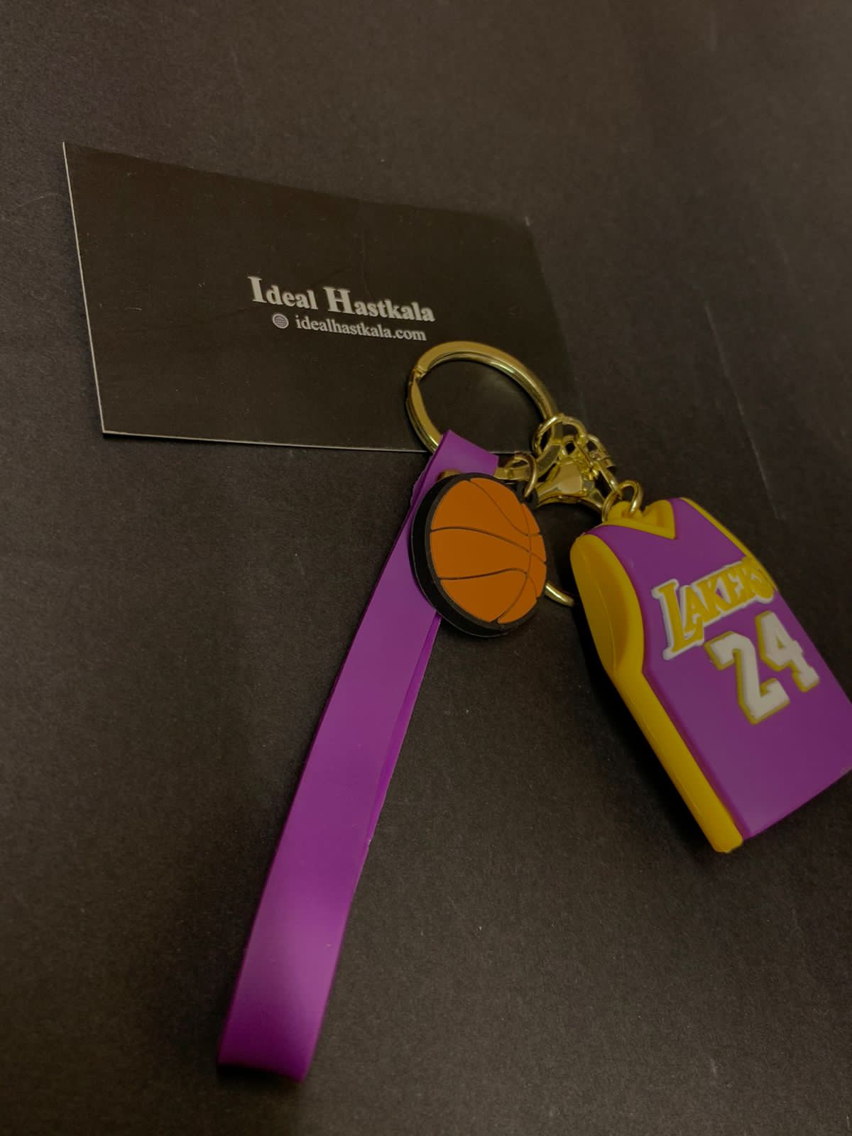 Los Angeles Lakers 24 Kobe Bryant Keychain